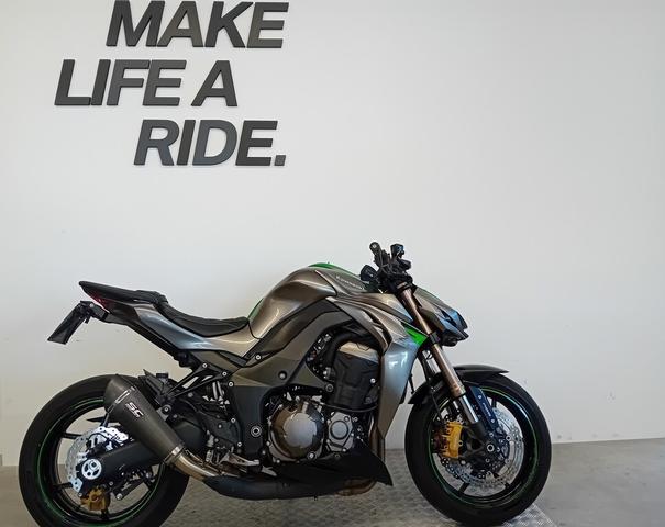 Kawasaki Z 1000 2014 usata in vendita da Power Bike Aulla